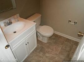 Charming 3bed in Franklin, IN (Photo 4 of 12)