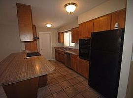 3142 W Shangri La Rd, Phoenix, Az 85029 The Rent Is 500 in Phoenix, AZ (Photo 2 of 5)