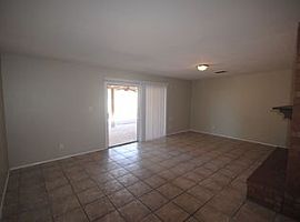 3142 W Shangri La Rd, Phoenix, Az 85029 The Rent Is 500 in Phoenix, AZ (Photo 3 of 5)