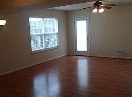 Charming 3 Bedroom.125 Hope Dr, Frankfort in Frankfort, KY (Photo 4 of 6)