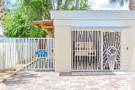 227 S Armenia Ave, Tampa, Fl  in Tampa, FL