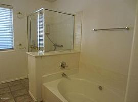 4 Beds 2 Baths in Oro Valley, AZ (Photo 5 of 8)