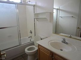 4 Beds 2 Baths in Oro Valley, AZ (Photo 6 of 8)