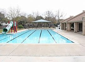 4 Bedroom Apartment  in League City, TX (Photo 12 of 12)