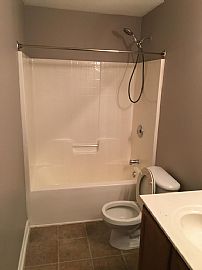 4beds 2 Baths Available For Rent in Greenville, SC (Photo 5 of 5)