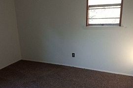 526 10th Ave S, Phenix City, Al 36869 in Phenix City, AL (Photo 4 of 5)