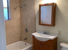 1 Bedroom Home in San Diego, CA (Photo 4 of 12)