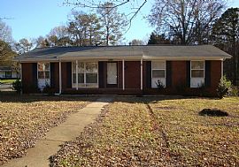 A Very Comfortable and Nice House For Living  in Charlotte, NC