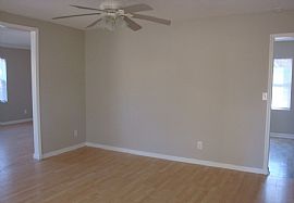 A Very Comfortable and Nice House For Living  in Charlotte, NC (Photo 3 of 6)