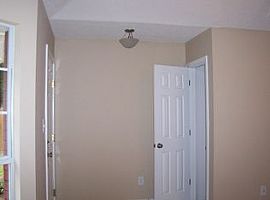 6854 Colonial Ter, Mobile, Al 36618 in Mobile, AL (Photo 3 of 11)