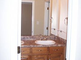 6854 Colonial Ter, Mobile, Al 36618 in Mobile, AL (Photo 7 of 11)