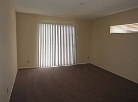 4 Beds 2 Baths in Hemet, CA (Photo 5 of 8)