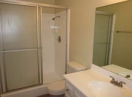 4 Beds 2 Baths in Hemet, CA (Photo 6 of 8)