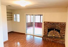 4 Beds 2 Baths in Sunnyvale, CA (Photo 6 of 12)