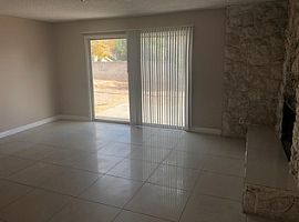 508 Saylor Way, Las Vegas, Nv 89107 in Las Vegas, NV (Photo 3 of 7)