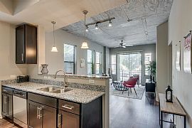 Dormigo Midtown Luxury 2 Bedroom Apartment in Nashville, TN