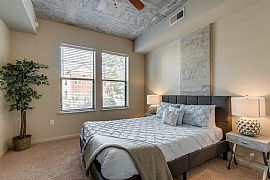 Dormigo Midtown Luxury 2 Bedroom Apartment in Nashville, TN (Photo 7 of 12)