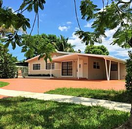 12520 Sw 188th Ter, Miami, Fl 33177 in Miami, FL