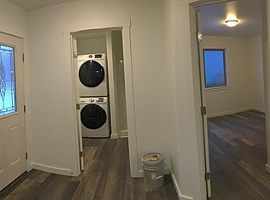 4198 Kramer Ln # A, Homer, Ak 99603 Contact/me 4063445061  in Homer, AK (Photo 9 of 12)