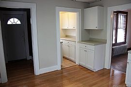 20 Clark Ln, Waterford, Ct 06385 in Waterford, CT (Photo 3 of 10)