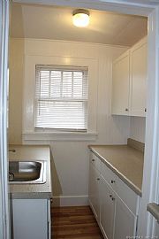 20 Clark Ln, Waterford, Ct 06385 in Waterford, CT (Photo 5 of 10)