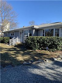 103 Cole St, Jamestown, Ri 02835 in Jamestown, RI