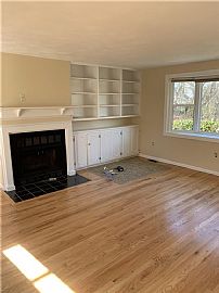 103 Cole St, Jamestown, Ri 02835 in Jamestown, RI (Photo 2 of 9)