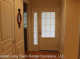 16 Tipo White Ct, Bluffton, Sc 29909 2 Beds 2 Baths 1,932 Sqft in Bluffton, SC (Photo 2 of 12)