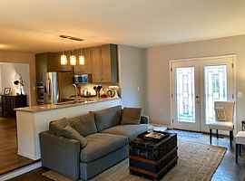 19 Revere Ct, Ann Arbor, Mi 48104 3 Beds 1.5 Baths 1,261 Sqft in Ann Arbor, MI (Photo 2 of 10)