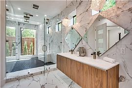 5 Beds 6 Baths 5,760 Sqft in Dallas, TX (Photo 9 of 12)