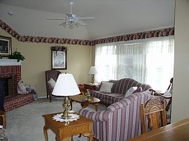 2000 Sq. Ft. rental house available now in Saginaw, TX (Photo 4 of 5)