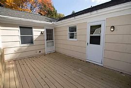 20 Tashua Rd, Trumbull, Ct 06611 in Trumbull, CT (Photo 8 of 12)