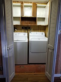 16 Hilton Ave, East Haven, Ct 06512 in East Haven, CT (Photo 7 of 9)