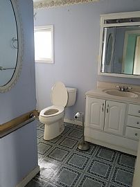 16 Hilton Ave, East Haven, Ct 06512 in East Haven, CT (Photo 8 of 9)