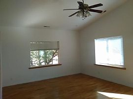 Colonial Rd Roseburg, Or 97471 3 Beds 3 Baths 7,680 Sqft in Sixes, OR (Photo 3 of 9)