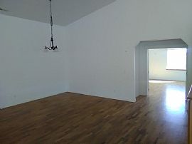 Colonial Rd Roseburg, Or 97471 3 Beds 3 Baths 7,680 Sqft in Sixes, OR (Photo 7 of 9)