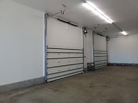 Colonial Rd Roseburg, Or 97471 3 Beds 3 Baths 7,680 Sqft in Sixes, OR (Photo 8 of 9)