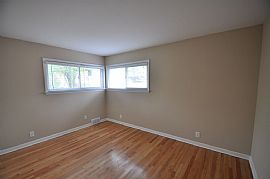 229 Flora Ave, Glenview, Il/contact Me (406) 344-5061 in Glenview, IL (Photo 9 of 11)