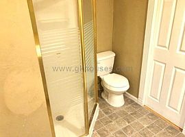 241 Tanglewood Cir, Birmingham, Al 35215 in Birmingham, AL (Photo 10 of 12)