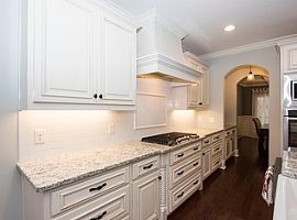 2165 Columbia Ct, Auburn, Al 36830 in Auburn, AL (Photo 4 of 10)