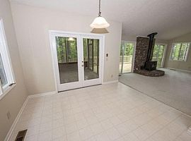 2017 Canary Dr, Auburn, Al 36830 in Auburn, AL (Photo 6 of 11)