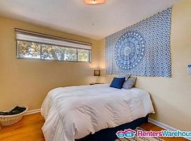  5382 S Hickory St, Littleton, Co 80120 3 Beds 2.5 Baths 2,300  in Littleton, CO (Photo 9 of 11)