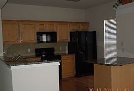 2936 Castleberry Ct, Charlotte, Nc 28209 2 Beds 3 Baths 2,064 S in Charlotte, NC (Photo 3 of 5)