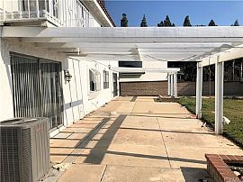 Beautiful 6 Bed Home For Rent. Prime Location in Upland, CA (Photo 5 of 12)