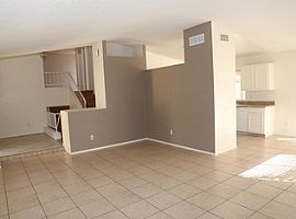 1761 N Central Dr, Chandler, Az 85224 in Chandler, AZ (Photo 4 of 10)