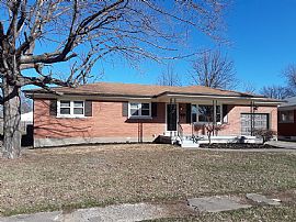 Nice 3 Beds 1 Bath Home in Shively, KY