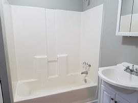 Nice 3 Beds 1 Bath Home in Georgetown, KY (Photo 3 of 6)