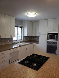 414 E Memorial Rd, Bensenville, Il 60106 3 Beds 2 Baths 1,200 S in Bensenville, IL (Photo 2 of 5)