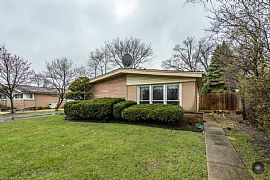 324 Flora Ave, Glenview, Il 60025 3 Beds 2 Baths 1,400 Sqft in Glenview, IL