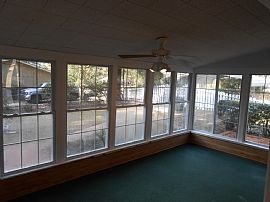 Nice 3 Beds 2 Baths Home in Fairhope, AL (Photo 3 of 8)